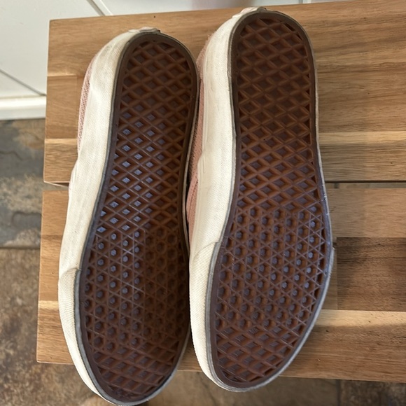 Pink Vans‎ Slip-On Perforated Leather - Picture 5 of 5